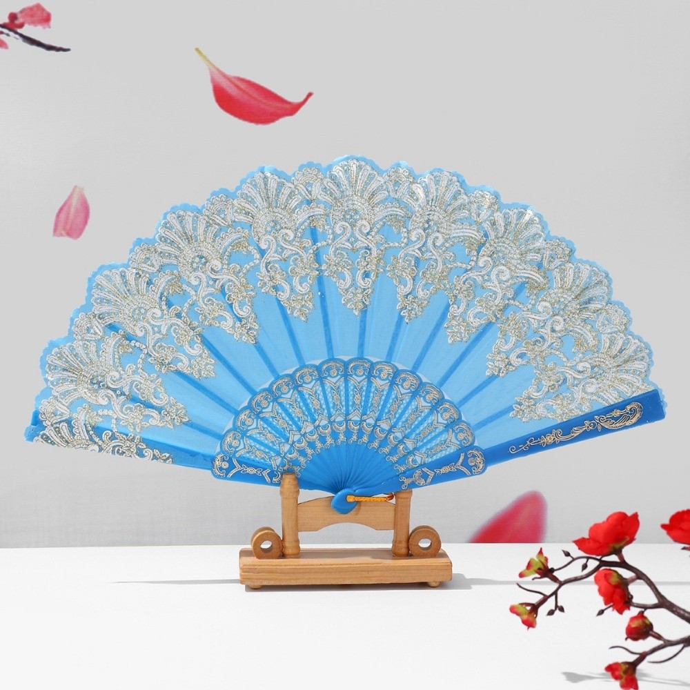 Photography Of A Man - Abanico Plegable Bordado con Estampado en